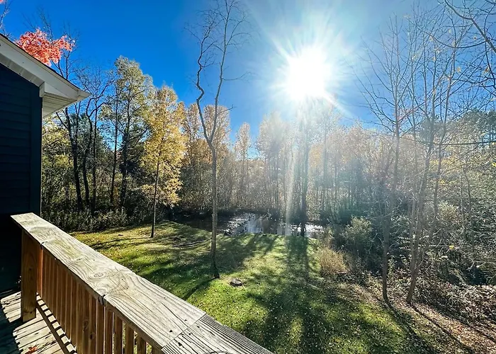 Cedar River Home Pet Friendly